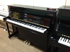 ヤマハ アップライトピアノの入門モデル b113【展示品情報】（その1）
