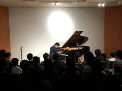 斎藤守也(from レ・フレール)“さいとうもりやの”ピアノってどんな楽器？行いました ♪【イベントレポート】（その2）