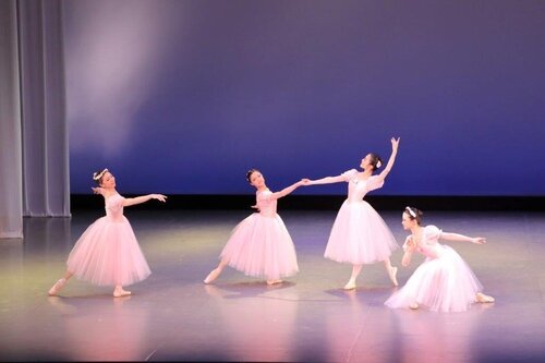 大津京大人バレエ1.JPGのサムネイル画像