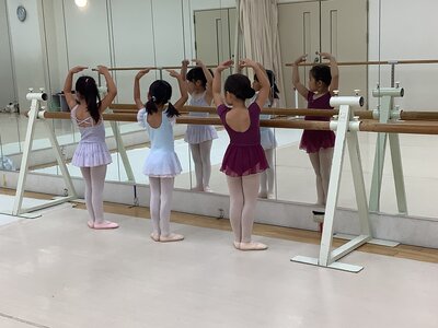 大津京バレエ1.jpeg