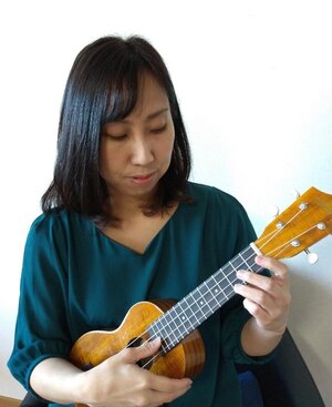大津京遠藤先生ウクレレ.jpeg